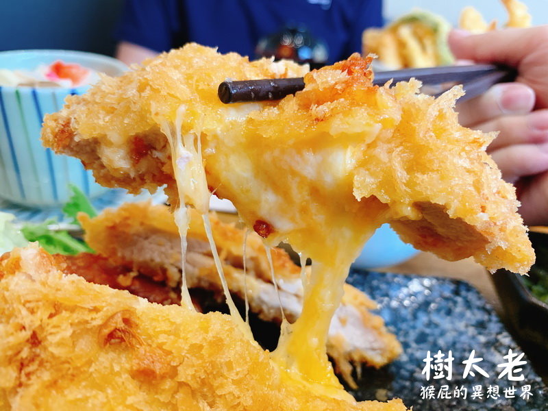 【台中美食】台中新開幕餐廳-樹太老東山店！炸豬排、丼飯平價大份量、味噌湯、白飯、生菜吃到飽，套餐有附飲料跟甜點！新開幕優惠9月每周一第二份定食半價！（台中大坑美食、台中大坑餐廳推薦、東山路平價美食）