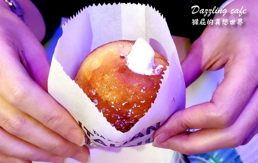 Dazzling Cafe蜜糖吐司｜台北東區餐廳，明太子義大利麵濃郁好吃，每日限量15個蜜糖甜甜圈 @猴屁的異想世界