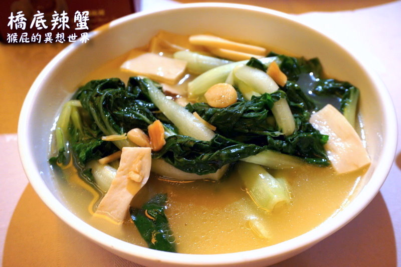 橋底辣蟹｜香港美食推薦！灣仔必吃避風塘炒蟹＋兩人套餐超滿足 @猴屁的異想世界