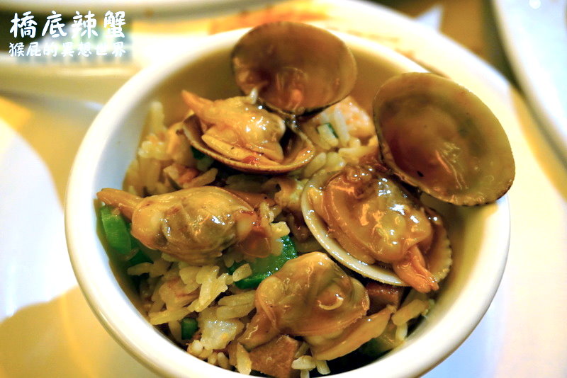 橋底辣蟹｜香港美食推薦！灣仔必吃避風塘炒蟹＋兩人套餐超滿足 @猴屁的異想世界