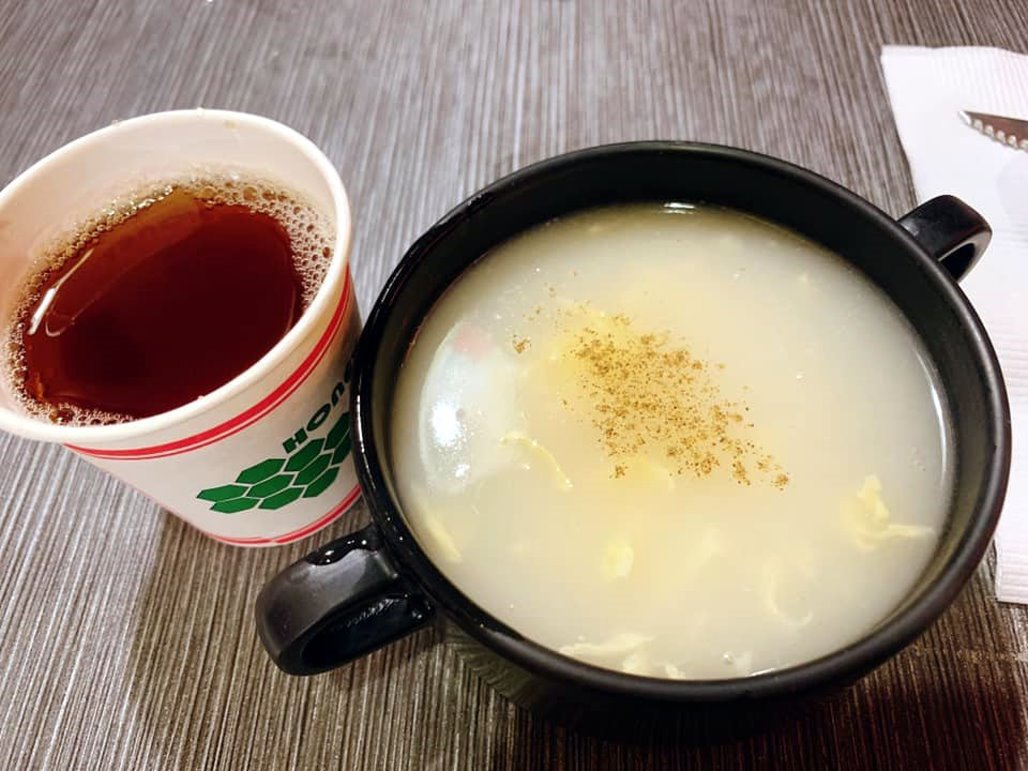 台中逢甲便宜牛排推薦｜鐵拳牛排150元起，濃湯飲料無限暢飲、加麵免費，超高CP值必吃美食 @猴屁的異想世界