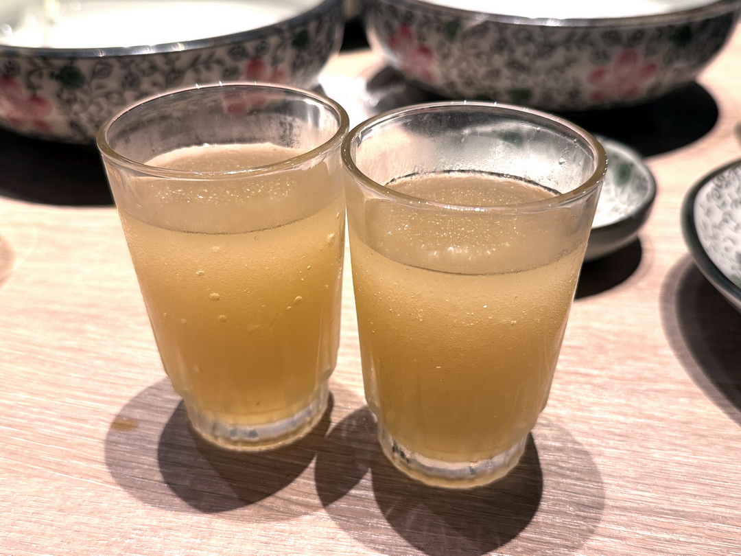湯棧中清店｜台中平價火鍋推薦，麻油雞鍋、燒酒雞鍋超大份量，營業到凌晨2點 @猴屁的異想世界