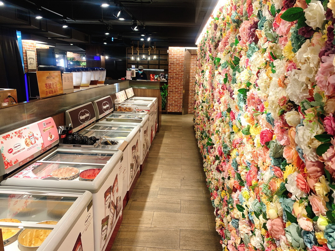 台北西門町火鍋吃到飽推薦｜新馬辣經典麻辣鍋Plus+峨眉店，高CP值必訪名店 @猴屁的異想世界