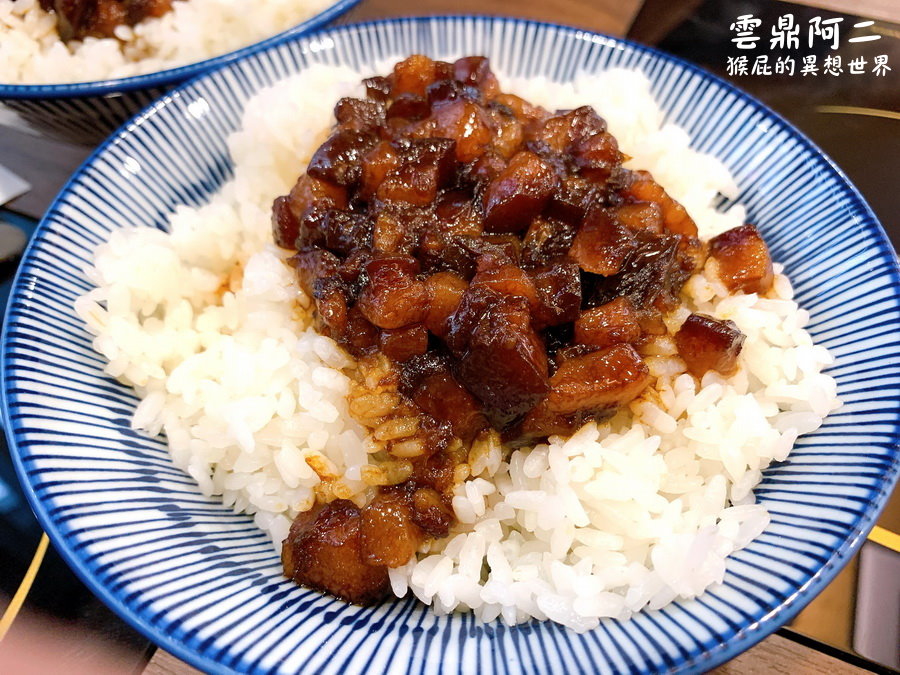 雲鼎阿二麻辣食堂永安店｜永和新開幕餐廳，被麻辣燙耽誤的滷肉飯店 @猴屁的異想世界