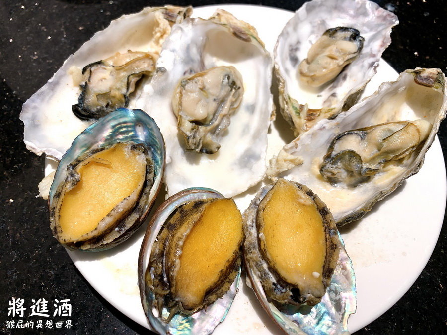 將進酒頂級麻辣鍋吃到飽｜桃園必吃火鍋吃到飽，生魚片、牛排、和牛、生猛海鮮隨你吃，還有哈根達斯！ @猴屁的異想世界