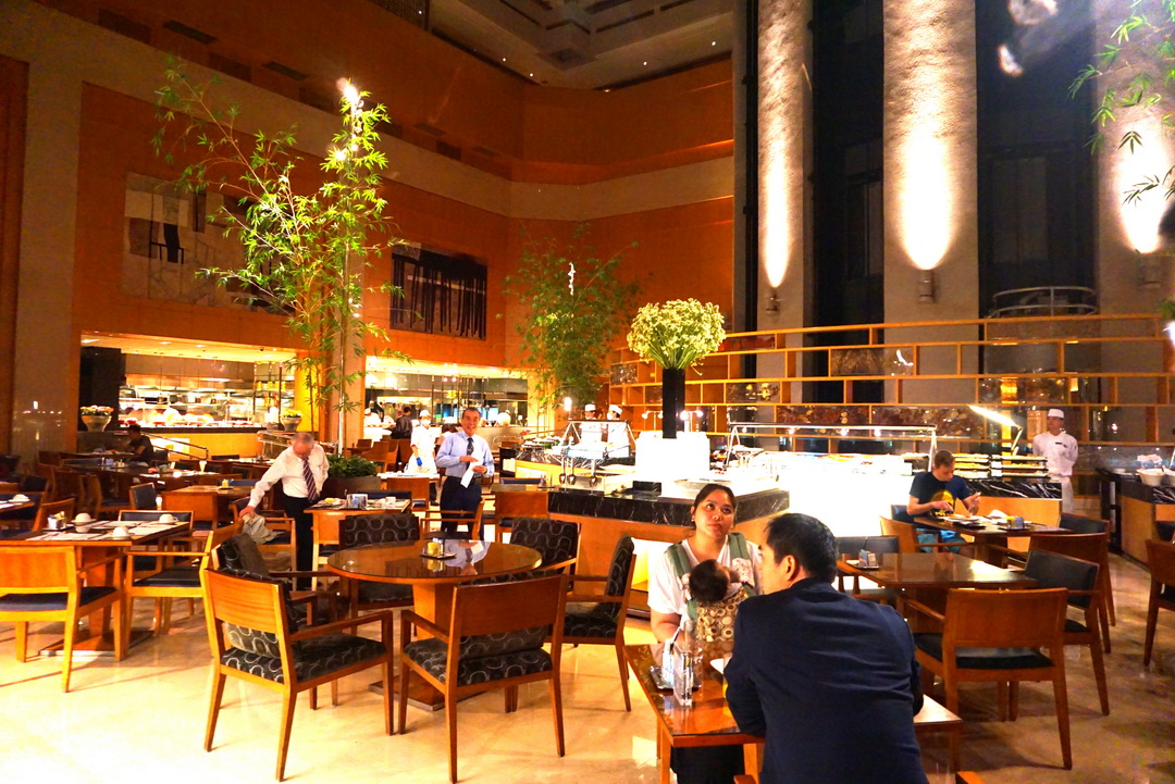 【台北吃到飽推薦】喜來登大飯店十二廚自助餐，平日4人同行1人免費，捷運善導寺站 @猴屁的異想世界
