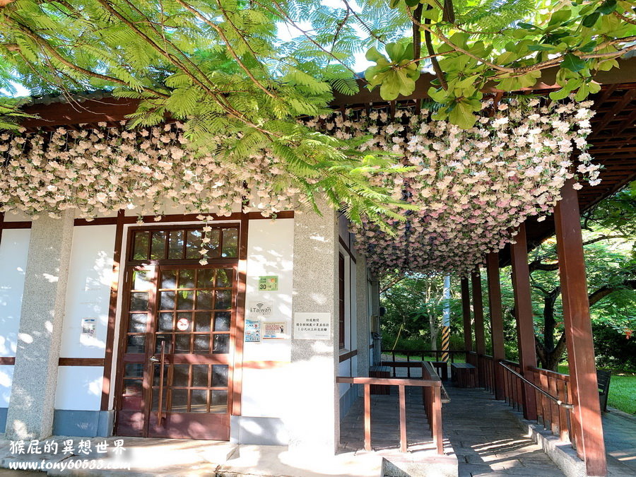 四重溪溫泉公園｜屏東免費泡腳景點，還有日式神社跟公仔可愛又好拍，溫泉季還會有燈海 @猴屁的異想世界