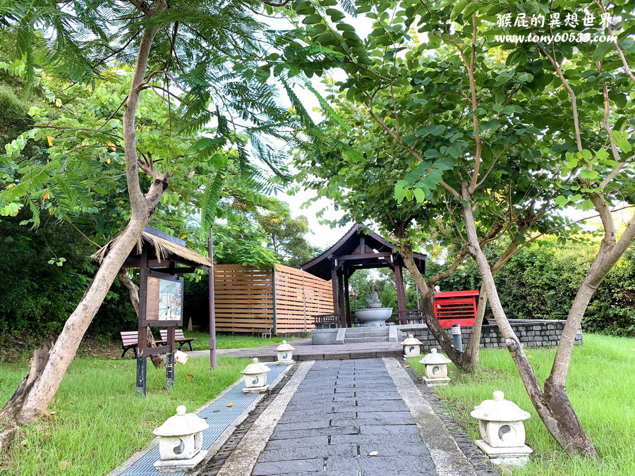 四重溪溫泉公園｜屏東免費泡腳景點，還有日式神社跟公仔可愛又好拍，溫泉季還會有燈海 @猴屁的異想世界