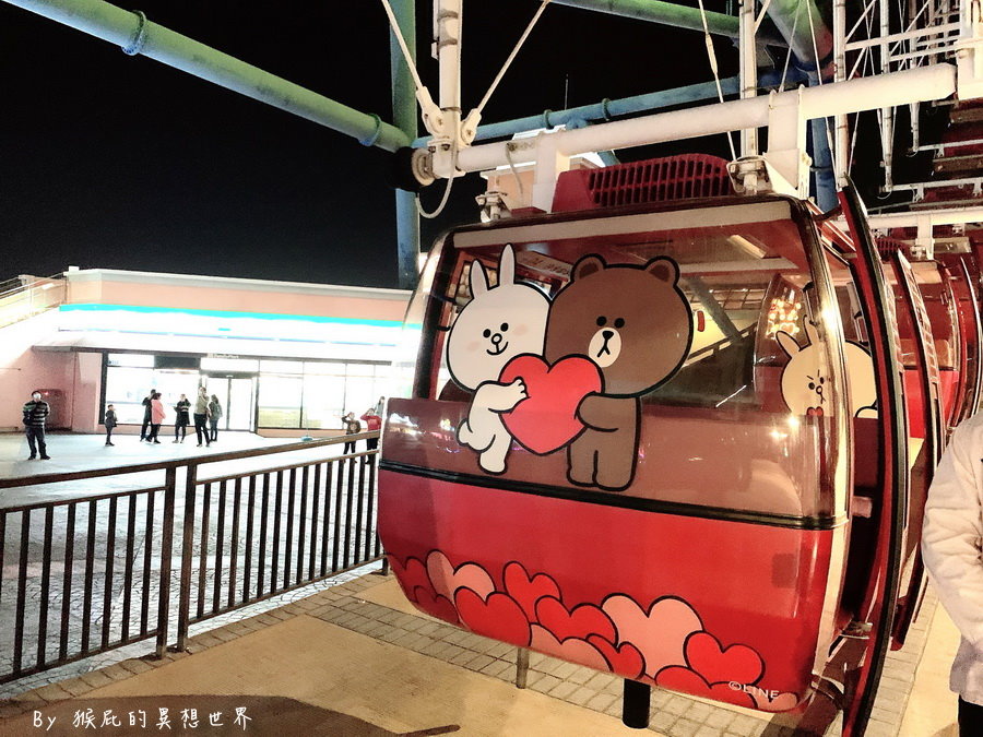 天空之夢摩天輪｜台中麗寶樂園摩天輪7款LINE FRIENDS主題車廂超可愛，熊大兔兔告白車廂超浪漫 @猴屁的異想世界