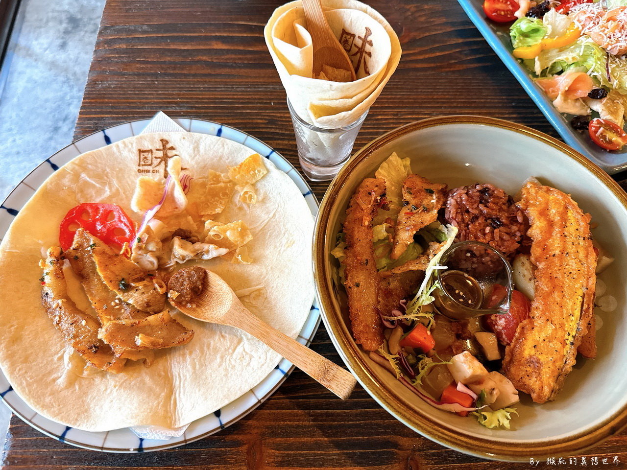 台中隱藏版巷弄美食，全台獨家特色招牌花卷必吃，限量灣式麵超驚豔，商業午餐均一價260元超划算，壽星送鯉魚杯也太讚｜昨日花卷跨界好食 @猴屁的異想世界