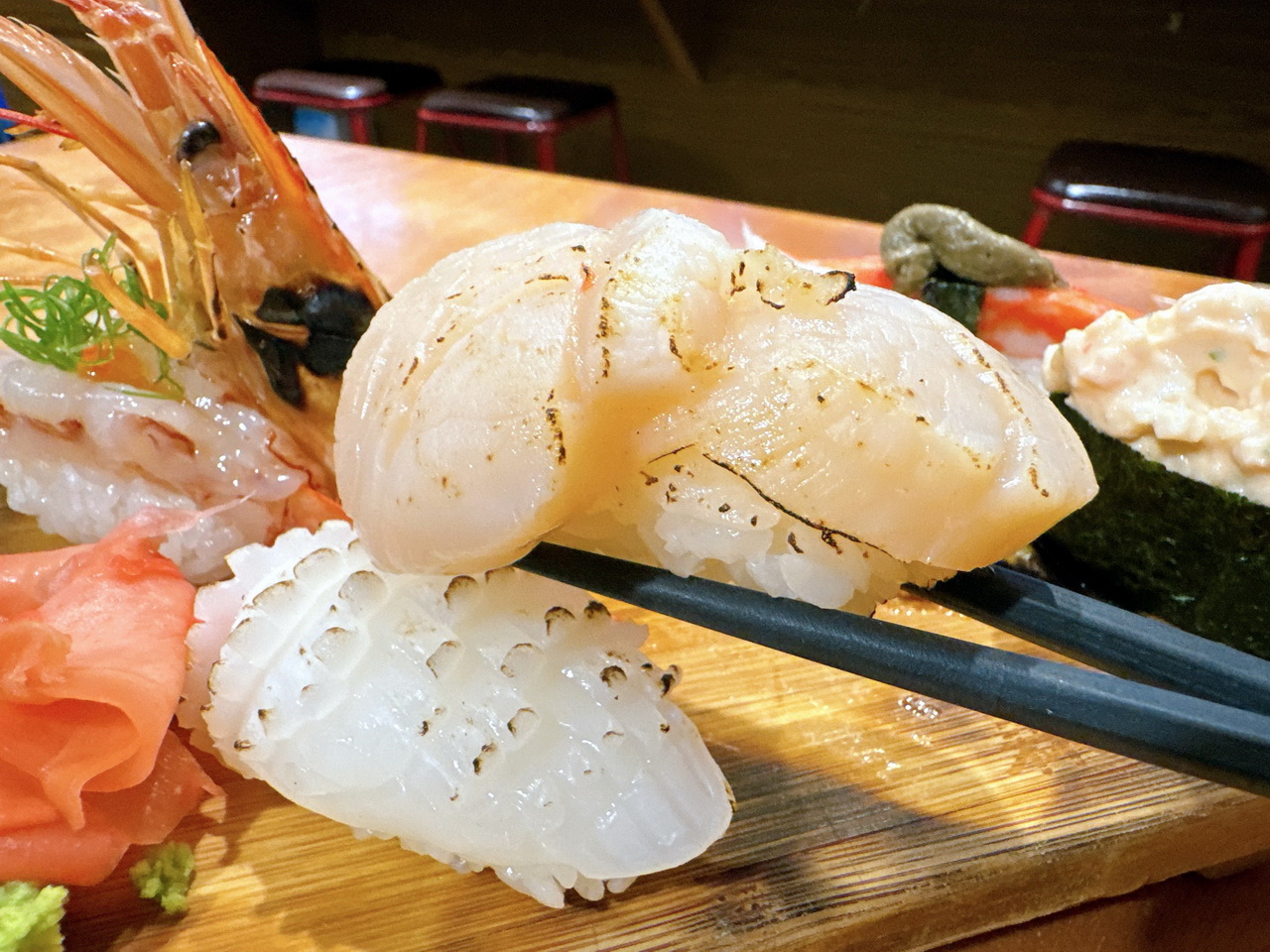 台中浮誇系丼飯一秒到日本，生魚片丼飯好吃，營業到半夜12點，台中包廂餐廳｜森川丼丼大橋橫町 @猴屁的異想世界