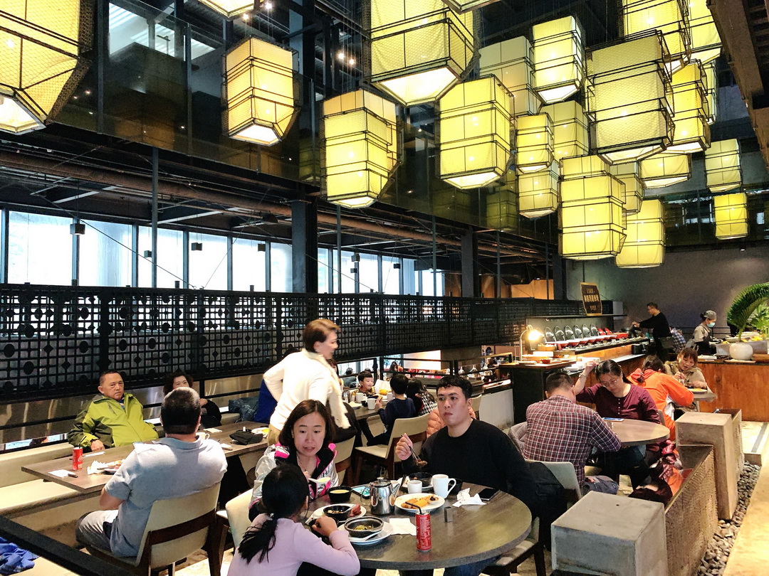 村民食堂廚窗港點｜桃園創意港點吃到飽推薦，必吃鮮蝦腸粉、爆漿奶皇包 @猴屁的異想世界