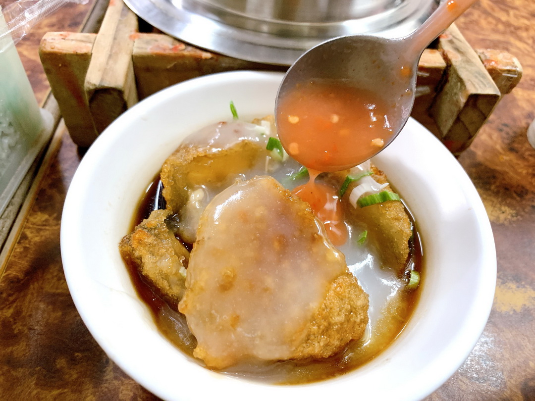 吳記脆皮肉圓｜台中人氣排隊美食，現炸酥脆又爆汁，不好吃免錢太狂啦 @猴屁的異想世界