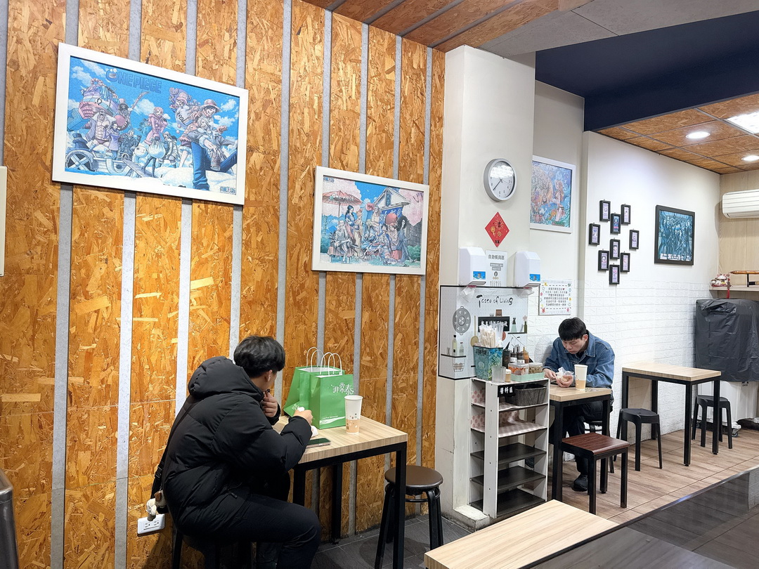 廖記燒餅豆漿｜逢甲宵夜推薦，蛋餅、小籠湯包超級好吃，燒餅一下就賣光，晚上8點半才開 @猴屁的異想世界