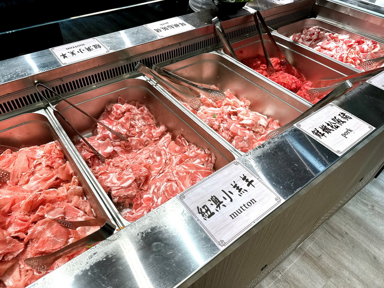 【新大戈壁蒙古烤肉】西門町蒙古烤肉吃到飽499元起，還有火鍋海鮮自助吧隨你吃 @猴屁的異想世界