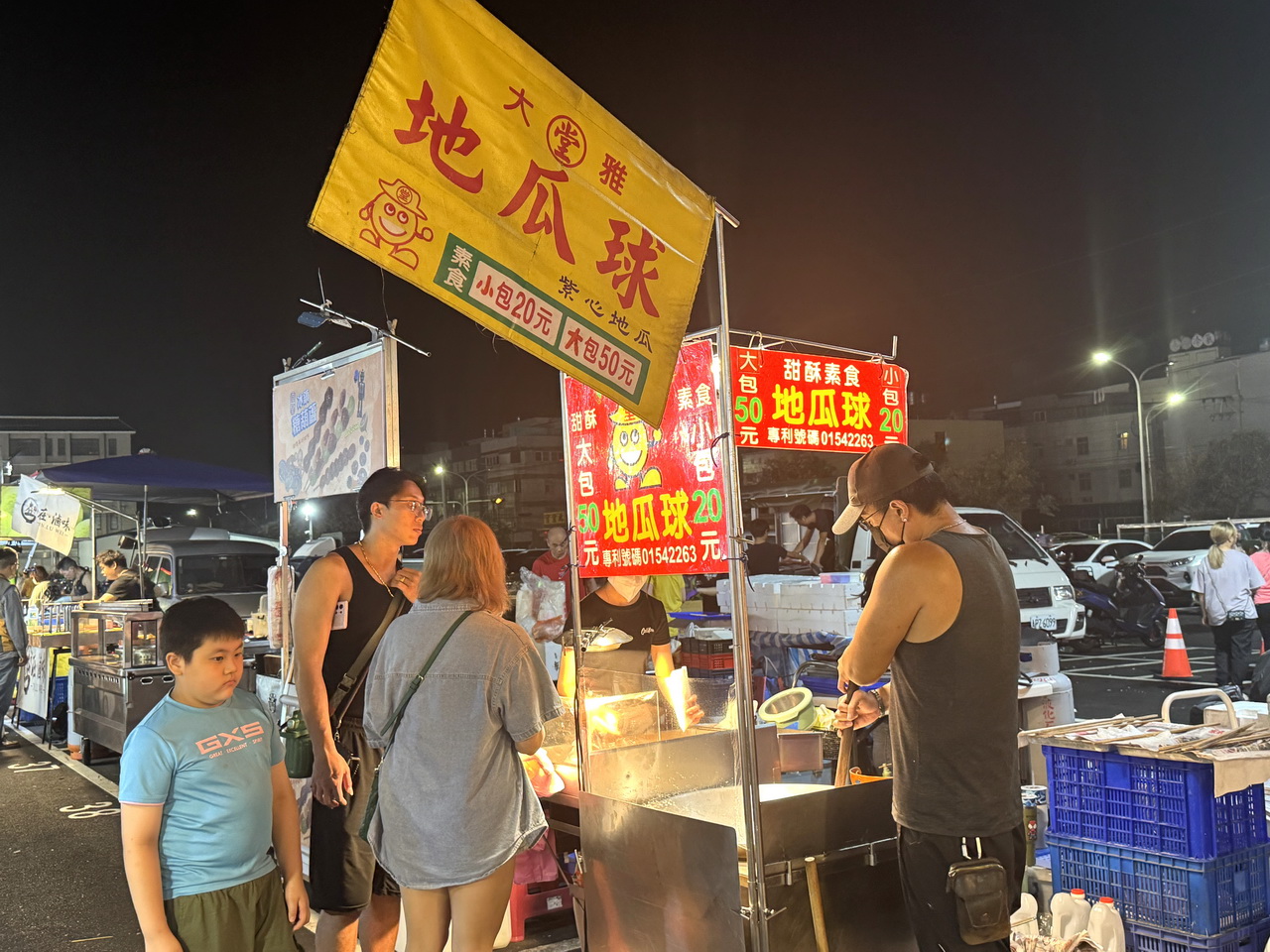 【梧棲中港觀光夜市】精選8間台中最新海線夜市必吃美食，每週營業4天，據說有200攤，排隊排到爆 @猴屁的異想世界