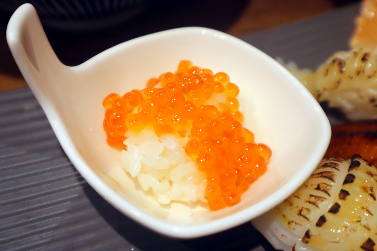 【安曇野食卓】超好吃炙燒牛丼飯，還可免費加飯，西區平價日本料理，隱藏在審計新村旁 @猴屁的異想世界