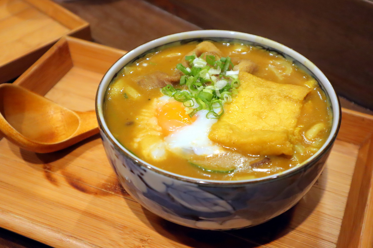 【安曇野食卓】超好吃炙燒牛丼飯，還可免費加飯，西區平價日本料理，隱藏在審計新村旁 @猴屁的異想世界