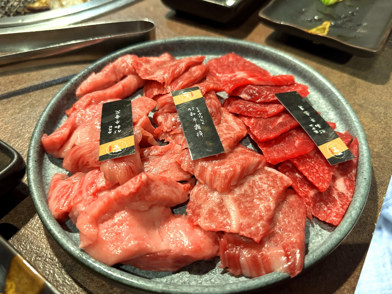 【一生燒肉】一生必定要吃一次的燒肉，享受龍蝦干貝自由，桃園A5和牛燒肉吃到飽 @猴屁的異想世界