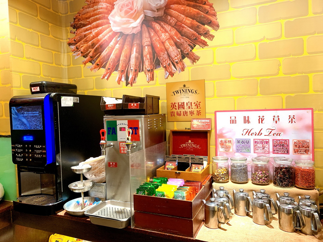 馬辣公館店｜台北火鍋吃到飽101道食材無限供應，哈根達斯、莫凡比吃到飽。營業到凌晨2點 @猴屁的異想世界