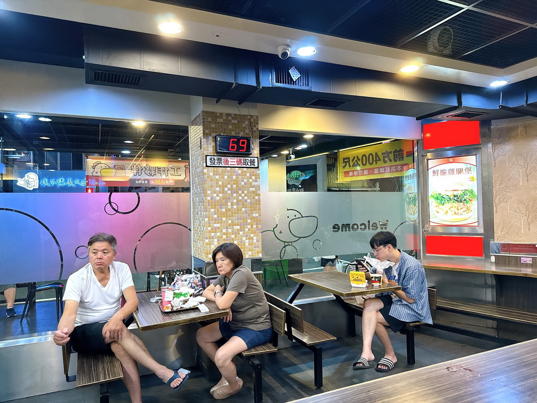 【丹丹漢堡成功店】超強速食店只有南部吃的到，大推雞肉羹、辣味雞腿堡CP值超高 @猴屁的異想世界