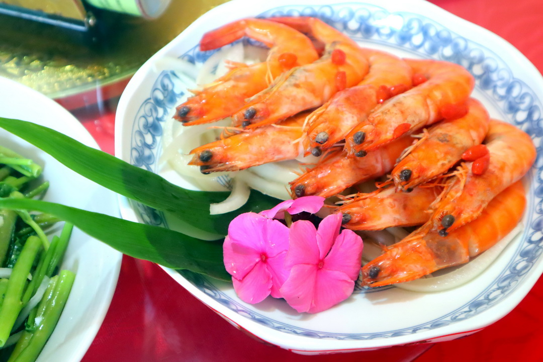 【飯先知】台中包廂餐廳，隱藏在巷弄裡的好吃台菜餐廳，招牌玉米雞必點 @猴屁的異想世界