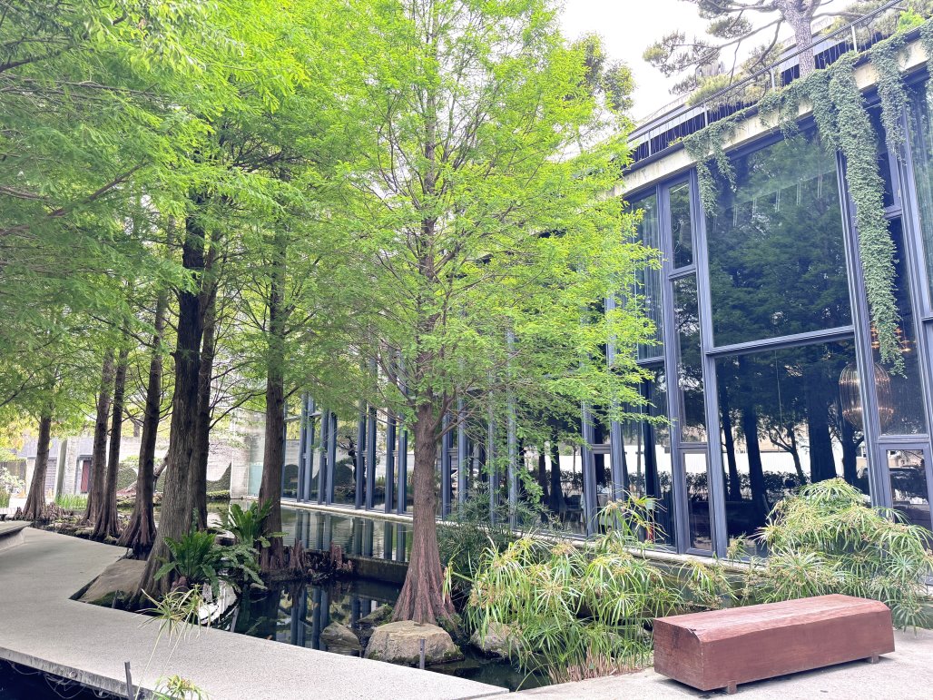 【与玥樓頂級粵菜餐廳】台中烤鴨推薦，米其林推薦餐廳，有包廂適合聚餐，當月壽星折500元 @猴屁的異想世界