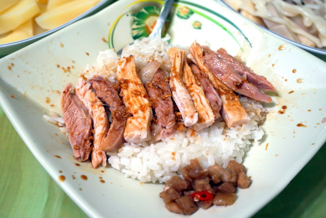 【阿明火雞肉飯】在地人推薦隱藏版嘉義火雞肉飯，開了將近70年的老店