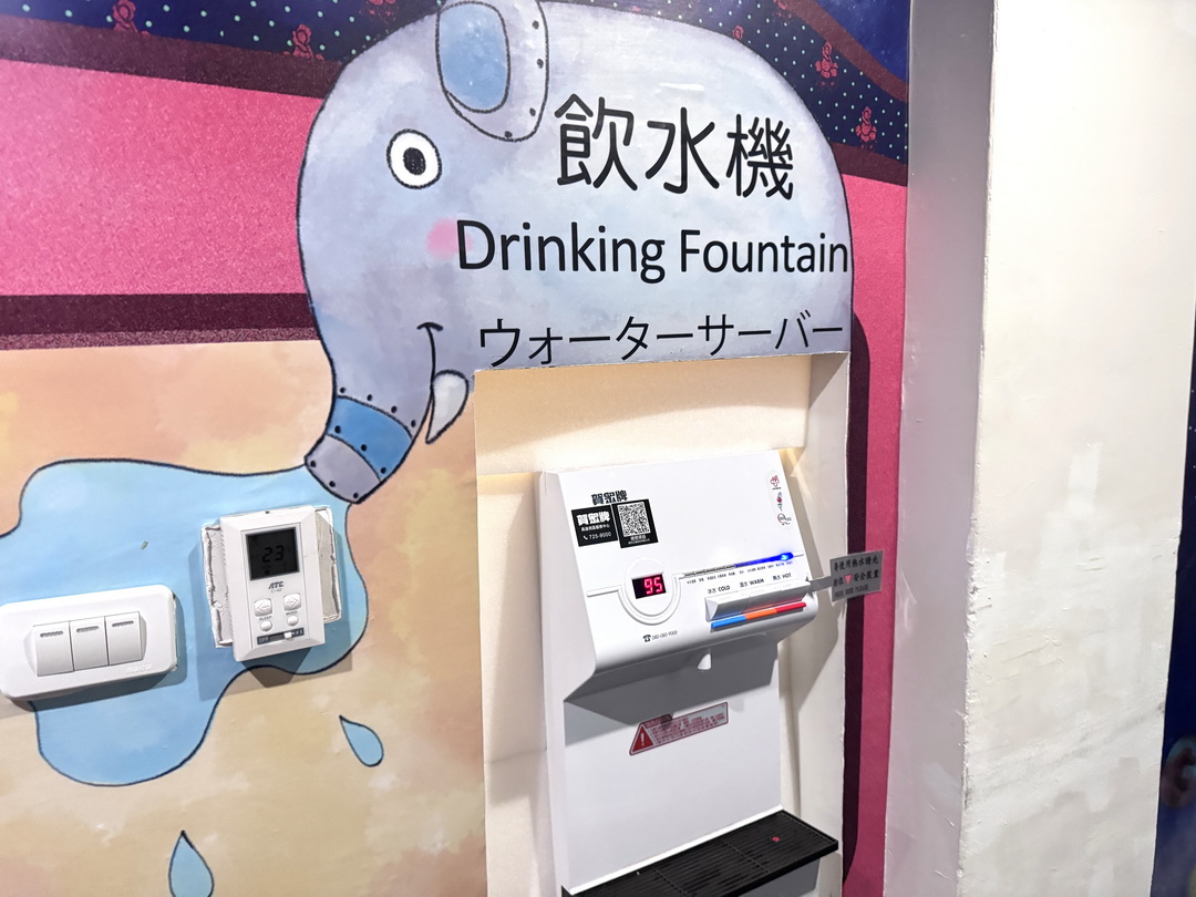 高雄平價住宿推薦｜秝芯旅店六合館附免費泡麵飲料，爆米花吃到飽，Switch遊戲機隨你玩 @猴屁的異想世界