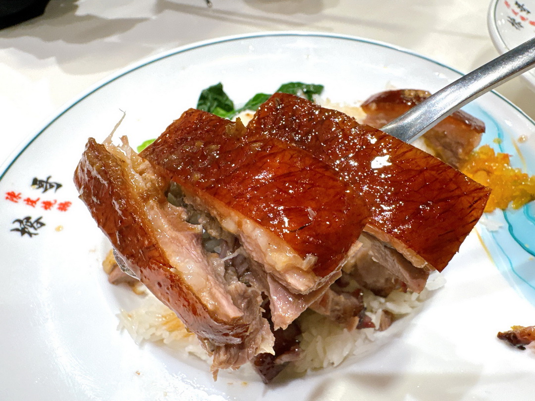 香港榕哥燒鵝餐室｜佐敦必吃燒鵝、叉燒雙拼飯，平價又美味！ @猴屁的異想世界