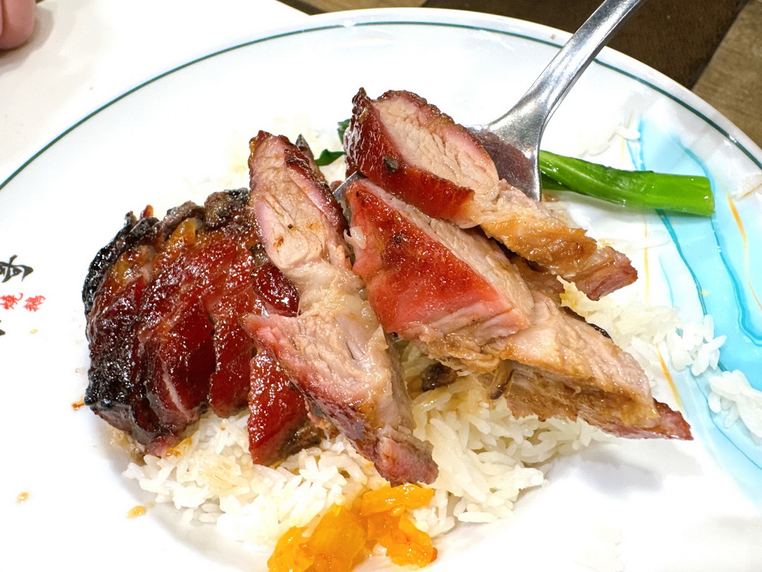 香港榕哥燒鵝餐室｜佐敦必吃燒鵝、叉燒雙拼飯，平價又美味！ @猴屁的異想世界