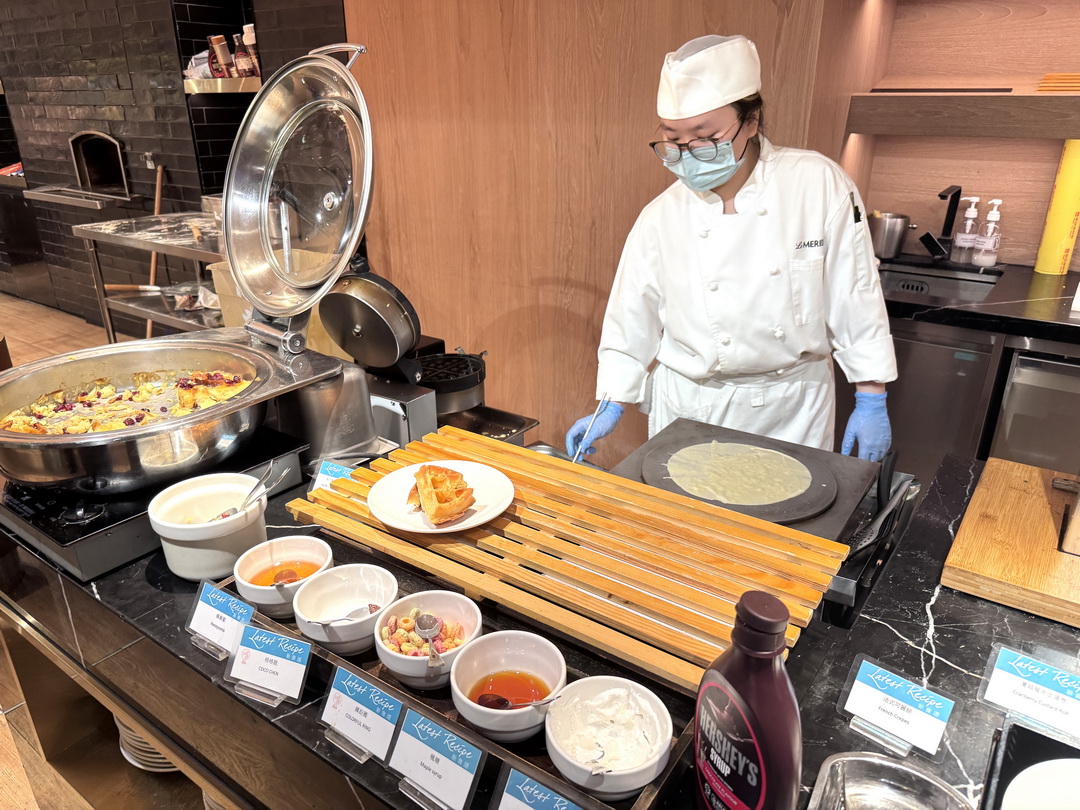 【新食譜全日餐廳】台中吃到飽推薦，李方艾美酒店自助餐Buffet，當月壽星免費，必吃牛排、松葉蟹腳 @猴屁的異想世界