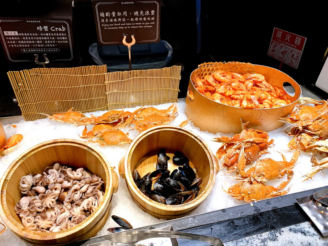 【台中吃到飽推薦】漢來海港餐廳台中店，晚餐8折、壽星優惠、海鮮牛排一次滿足 @猴屁的異想世界