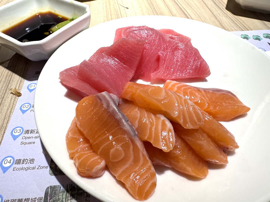 台中清新溫泉飯店｜新采自助百匯，泰國蝦吃到飽吃起來，6/7-6/30期間限定 @猴屁的異想世界
