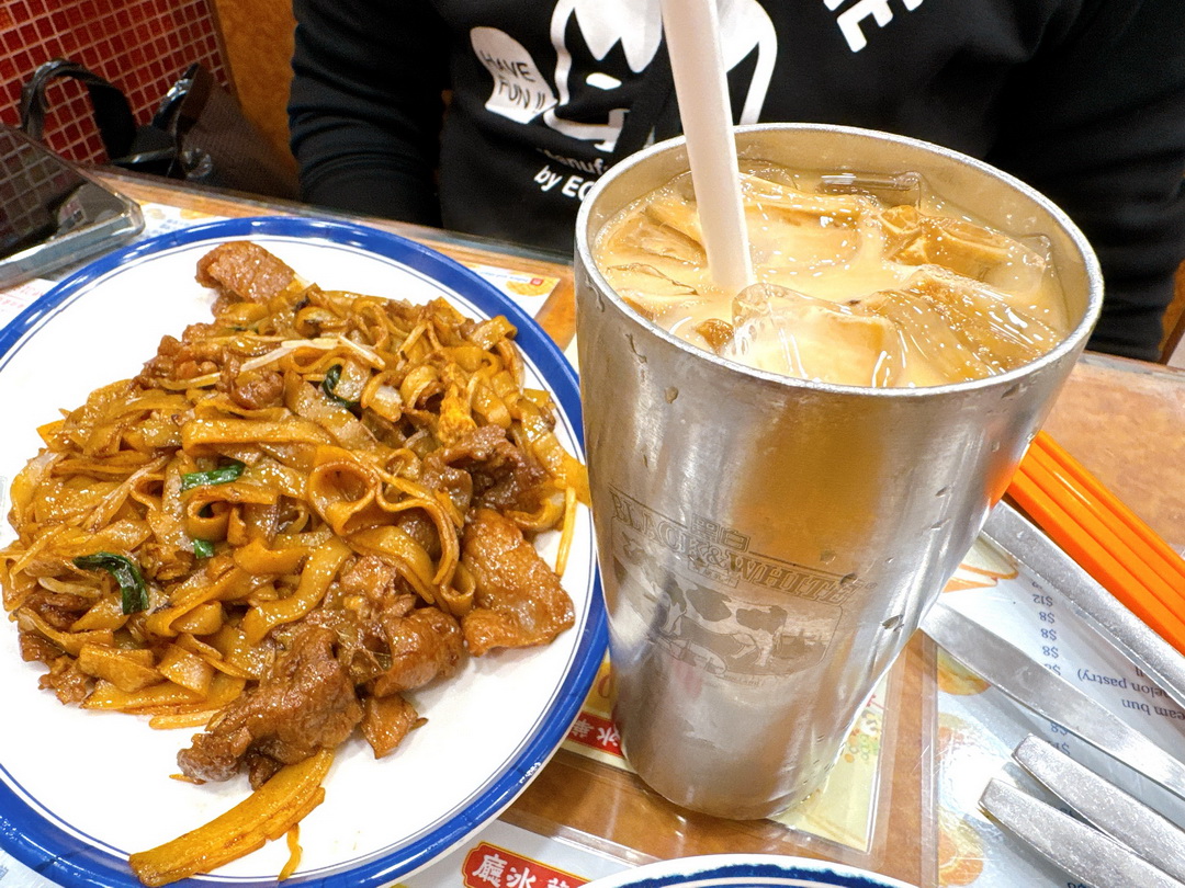 金華冰廳｜香港美食推薦，菠蘿油界的傳奇，必吃經典老字號，西多士也必點 @猴屁的異想世界