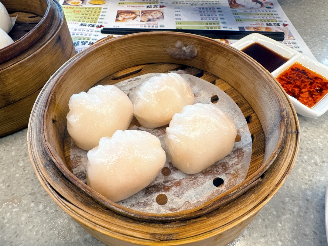 【香港一點心】太子站米其林推薦港式飲茶，平價又好吃，必點鮮蝦腐皮捲！ @猴屁的異想世界