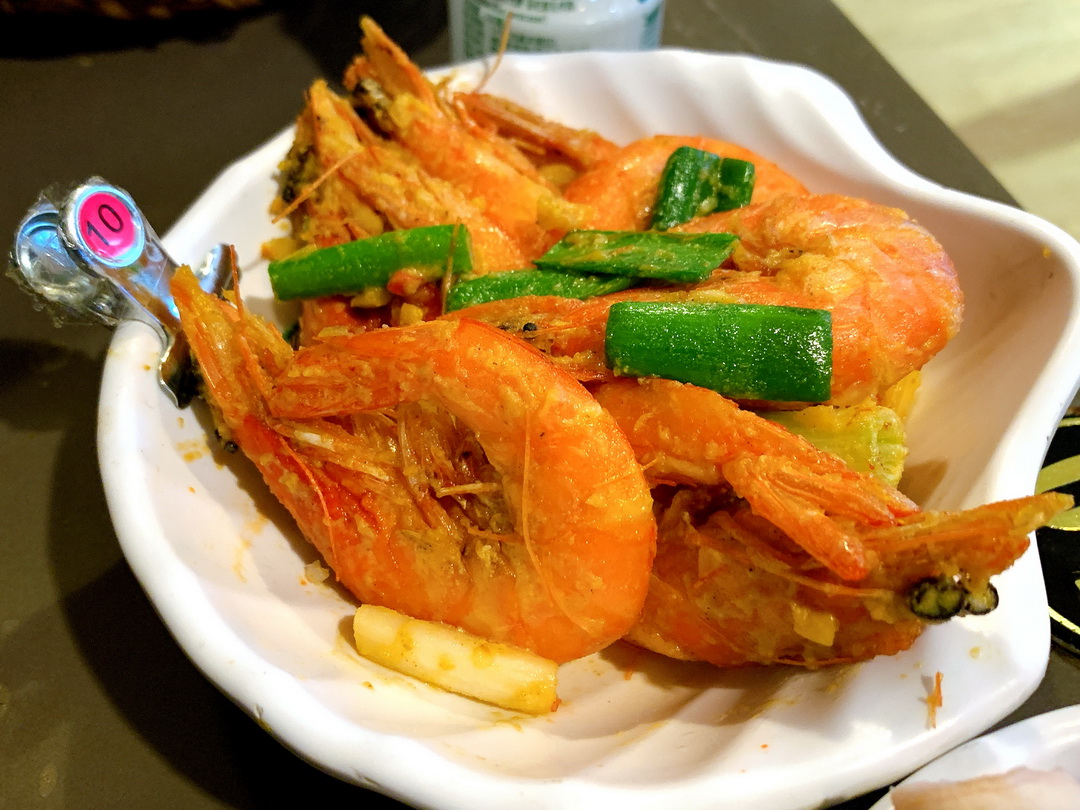 台中瘋蝦吃到飽｜20多種現炒蝦料理+火鍋吃到飽，啤酒飲料冰淇淋無限供應 @猴屁的異想世界