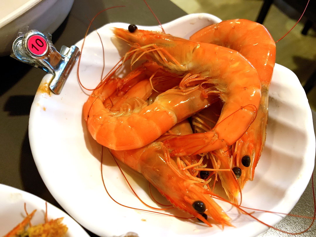台中瘋蝦吃到飽｜20多種現炒蝦料理+火鍋吃到飽，啤酒飲料冰淇淋無限供應 @猴屁的異想世界