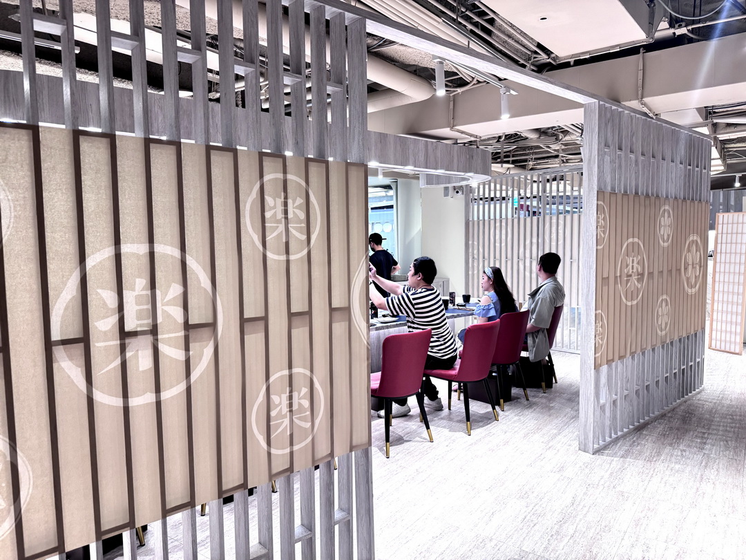 【台中慶生聚餐首選】明水然樂台中大魯閣店｜台中無菜單鐵板燒推薦，14道高級海陸套餐，龍蝦和牛一次滿足 @猴屁的異想世界