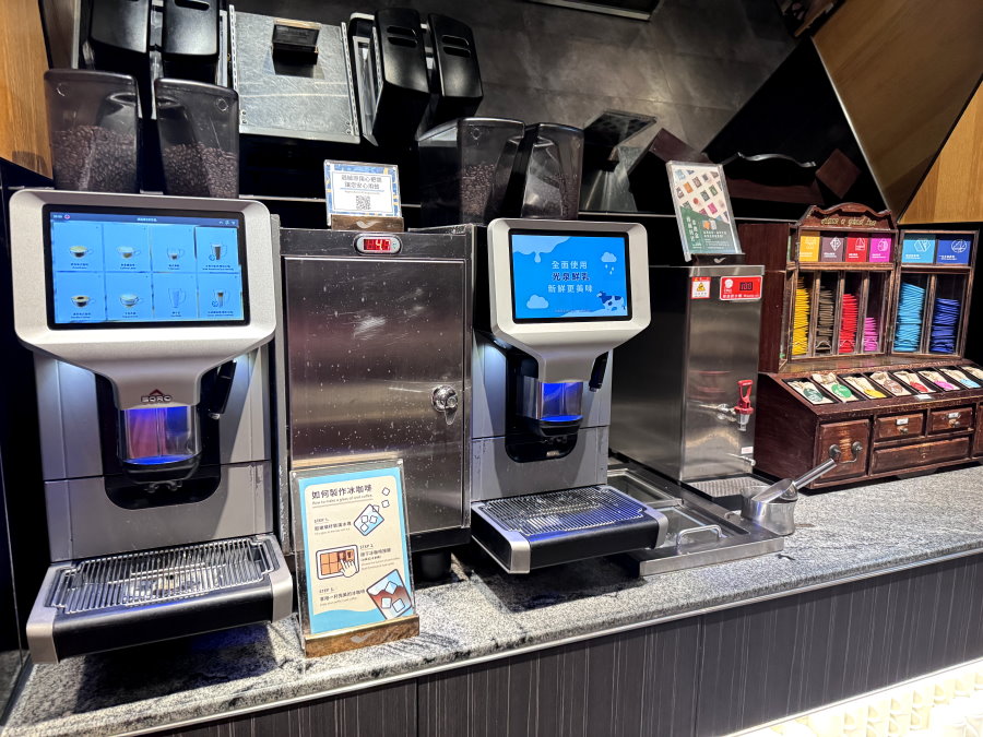 饗食天堂台中大遠百店｜台中吃到飽餐廳推薦，饗食天堂全新改裝，假日有干貝吃到飽 @猴屁的異想世界