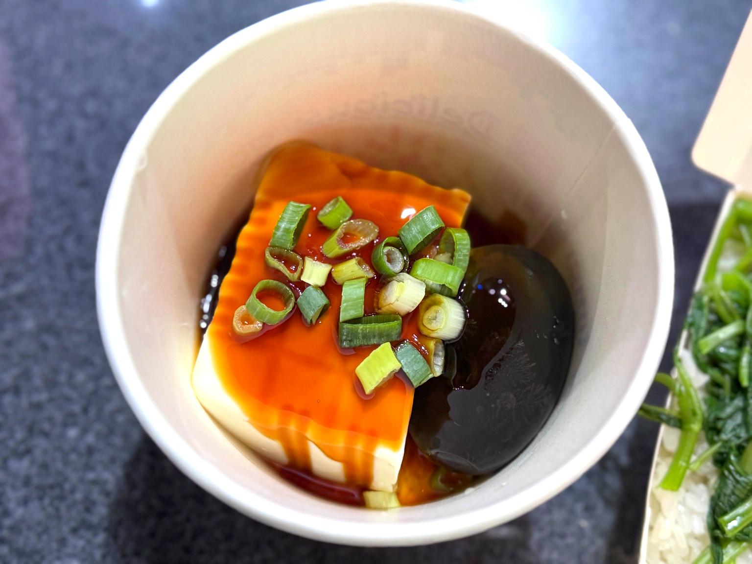 【玉蝶小吃】台中宵夜推薦！腿庫飯超入味、皮蛋豆腐清爽開胃（附菜單） @猴屁的異想世界
