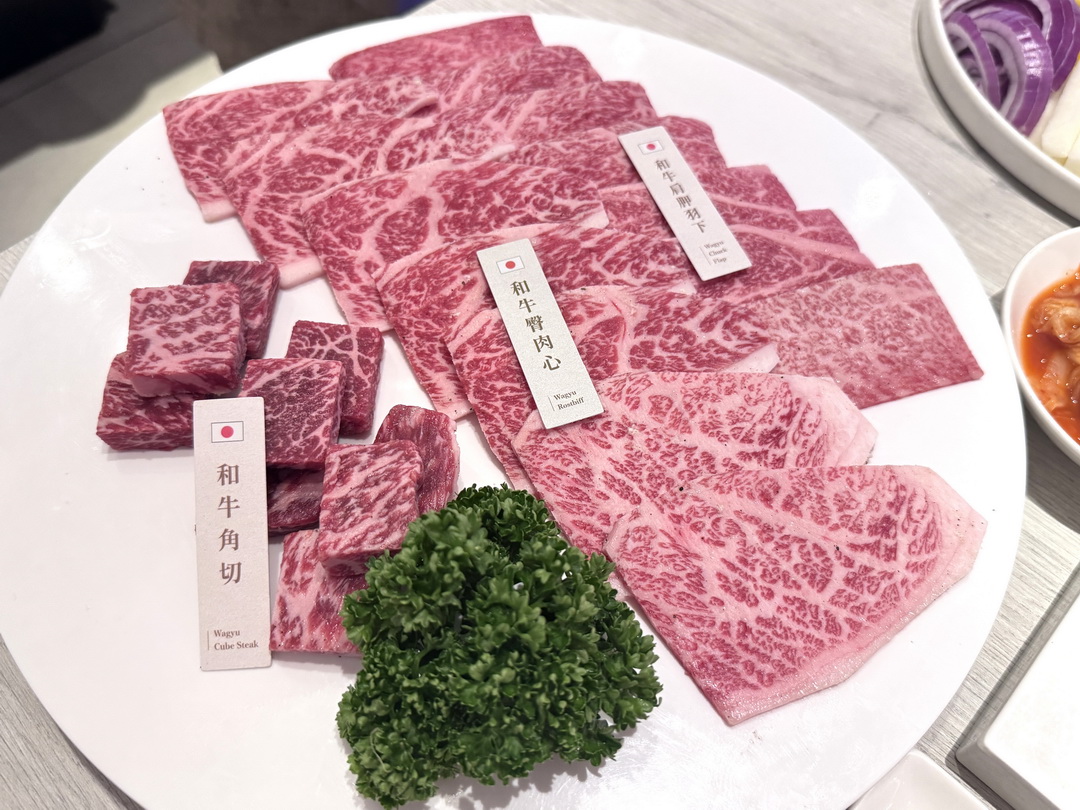 三山燒肉文心店｜台中和牛燒肉推薦，當月壽星整桌9折，營業到凌晨的高質感燒肉店 @猴屁的異想世界