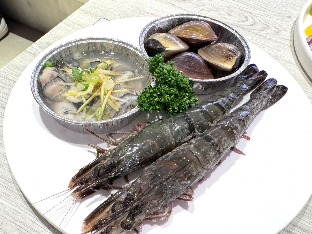 三山燒肉文心店｜台中和牛燒肉推薦，當月壽星整桌9折，營業到凌晨的高質感燒肉店 @猴屁的異想世界
