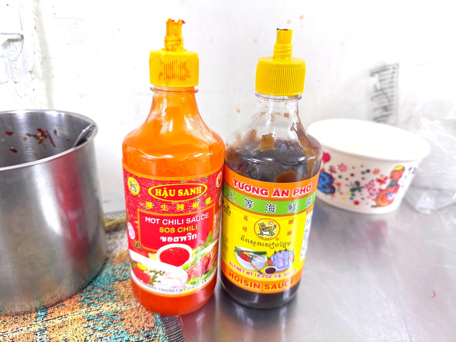 【玉蝶小吃】台中宵夜推薦！腿庫飯超入味、皮蛋豆腐清爽開胃（附菜單） @猴屁的異想世界