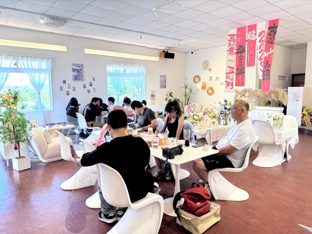 【萍水早午餐】宜蘭早午餐推薦，隱藏版老宅餐廳，創意料理必吃、夢幻飲品＋店寵陸龜超吸睛 @猴屁的異想世界