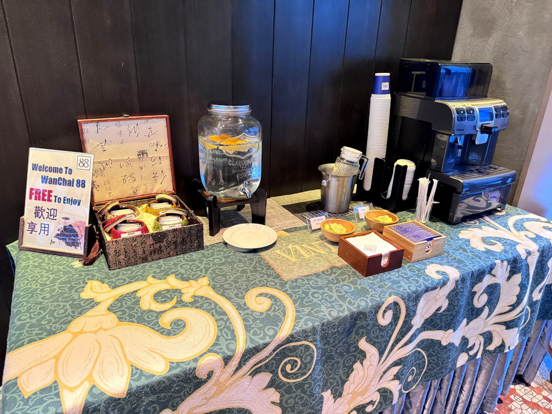 香港灣仔88酒店住宿推薦｜地鐵步行3分鐘超方便，設計感十足近甘牌燒鵝＆再興燒臘名店！ @猴屁的異想世界