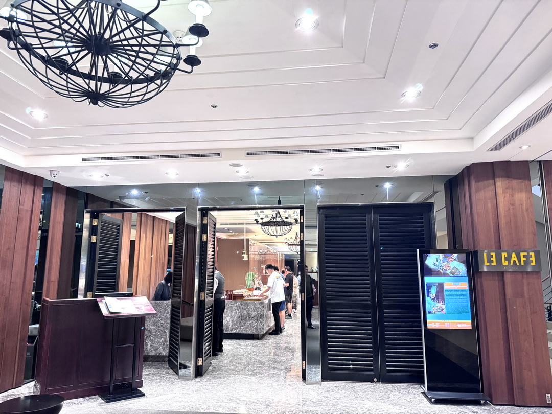 【新竹老爺酒店Le Café自助餐】氣派裝潢高質感Buffet，必吃爐烤牛排、生魚片、哈根達斯！ @猴屁的異想世界
