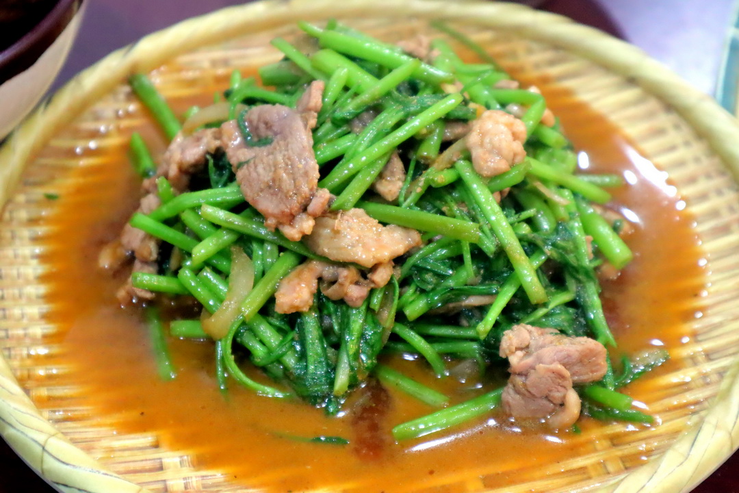 【古早時代現炒鴨肉羹】嘉義宵夜美食推薦，藥燉排骨、生炒鴨肉羹必吃，在地人激推小吃！ @猴屁的異想世界