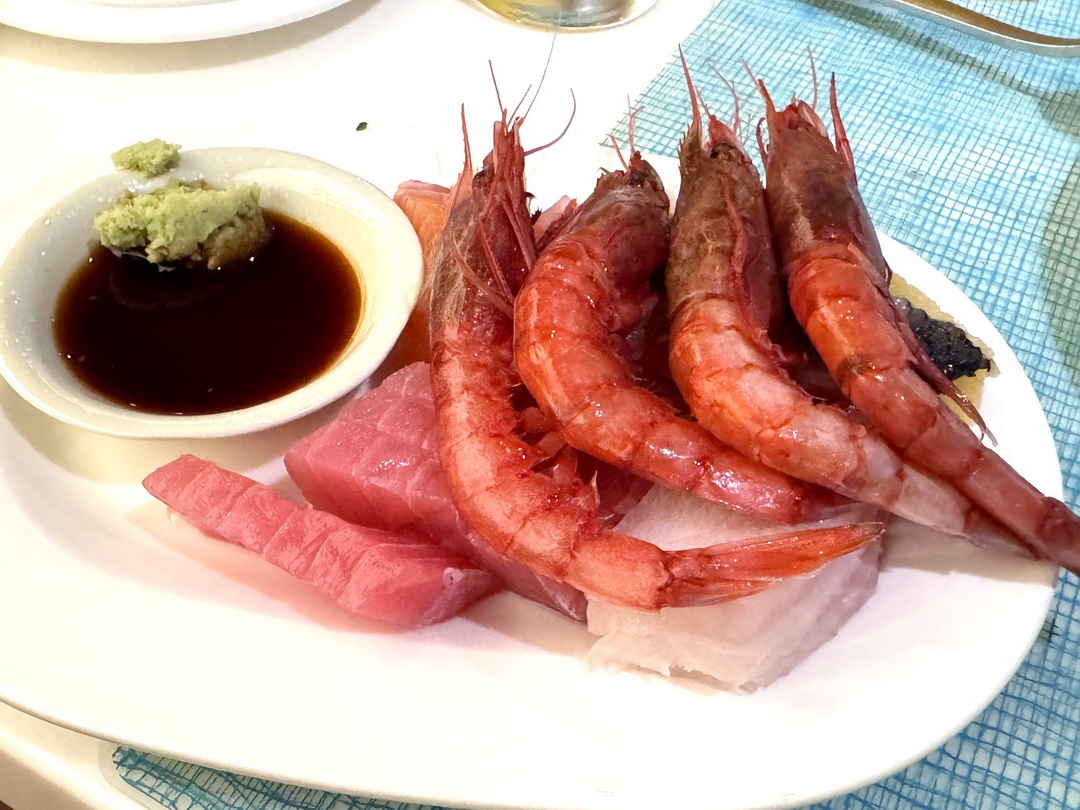 彩匯自助餐廳｜美福大飯店高級Buffet吃到飽推薦，牛排龍蝦干貝生蠔甜點酒水無限爽吃！ @猴屁的異想世界