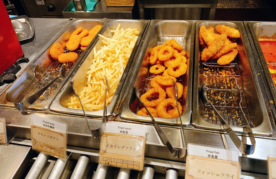 神戶FISHERMAN&#8217;S MARKET海鮮吃到飽｜松葉蟹無限供應，壽司披薩甜點一次滿足，港灣夜景超浪漫 @猴屁的異想世界